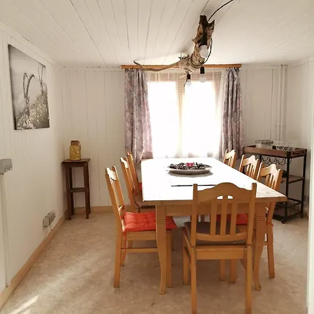 Zum Klettersteig - Kletterwand, Abstellraum Fuer Oder Bikes, Sauna, Kellerbar, Bürs
