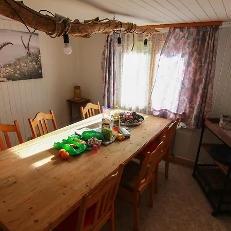 Zum Klettersteig - Kletterwand, Abstellraum Fuer Oder Bikes, Sauna, Kellerbar, * Bürs