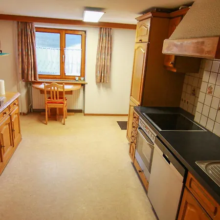 Zum Klettersteig - Kletterwand, Abstellraum Fuer Oder Bikes, Sauna, Kellerbar, Bürs
