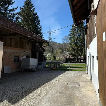 Zum Klettersteig - Kletterwand, Abstellraum Fuer Oder Bikes, Sauna, Kellerbar,