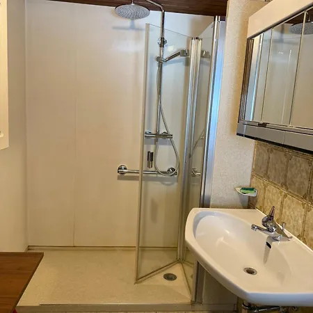 Zum Klettersteig - Kletterwand, Abstellraum Fuer Oder Bikes, Sauna, Kellerbar, Tatil Evi *