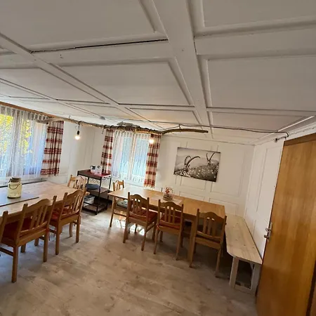 Zum Klettersteig - Kletterwand, Abstellraum Fuer Oder Bikes, Sauna, Kellerbar, * Burs