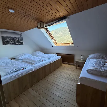Zum Klettersteig - Kletterwand, Abstellraum Fuer Oder Bikes, Sauna, Kellerbar, *