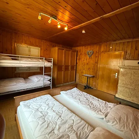Zum Klettersteig - Kletterwand, Abstellraum Fuer Oder Bikes, Sauna, Kellerbar, Tatil Evi
