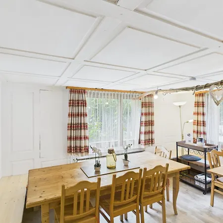 Zum Klettersteig - Kletterwand, Abstellraum Fuer Oder Bikes, Sauna, Kellerbar, Dom wakacyjny Bürs